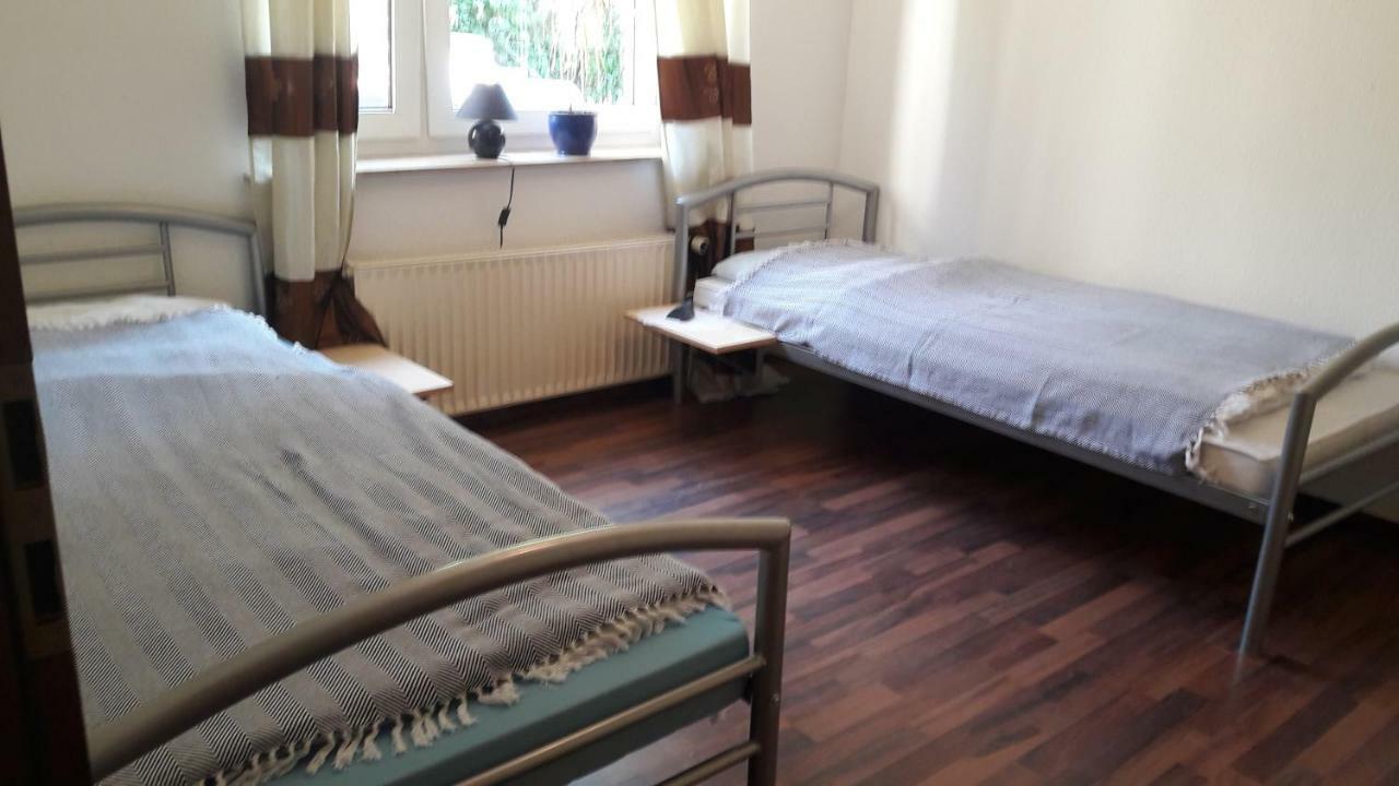 Wohnung Fuer Monteure Und Messebauer Algermissen Eksteriør bilde